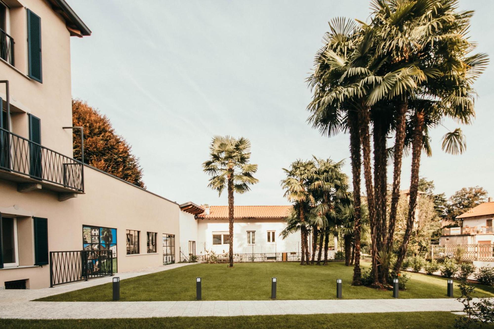 Gio Leo Guest House Lesa Dış mekan fotoğraf