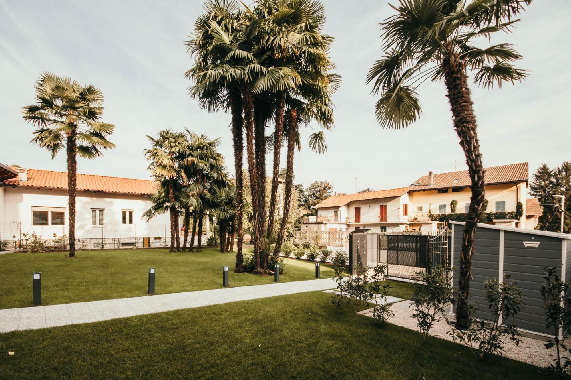 Gio Leo Guest House Lesa Dış mekan fotoğraf