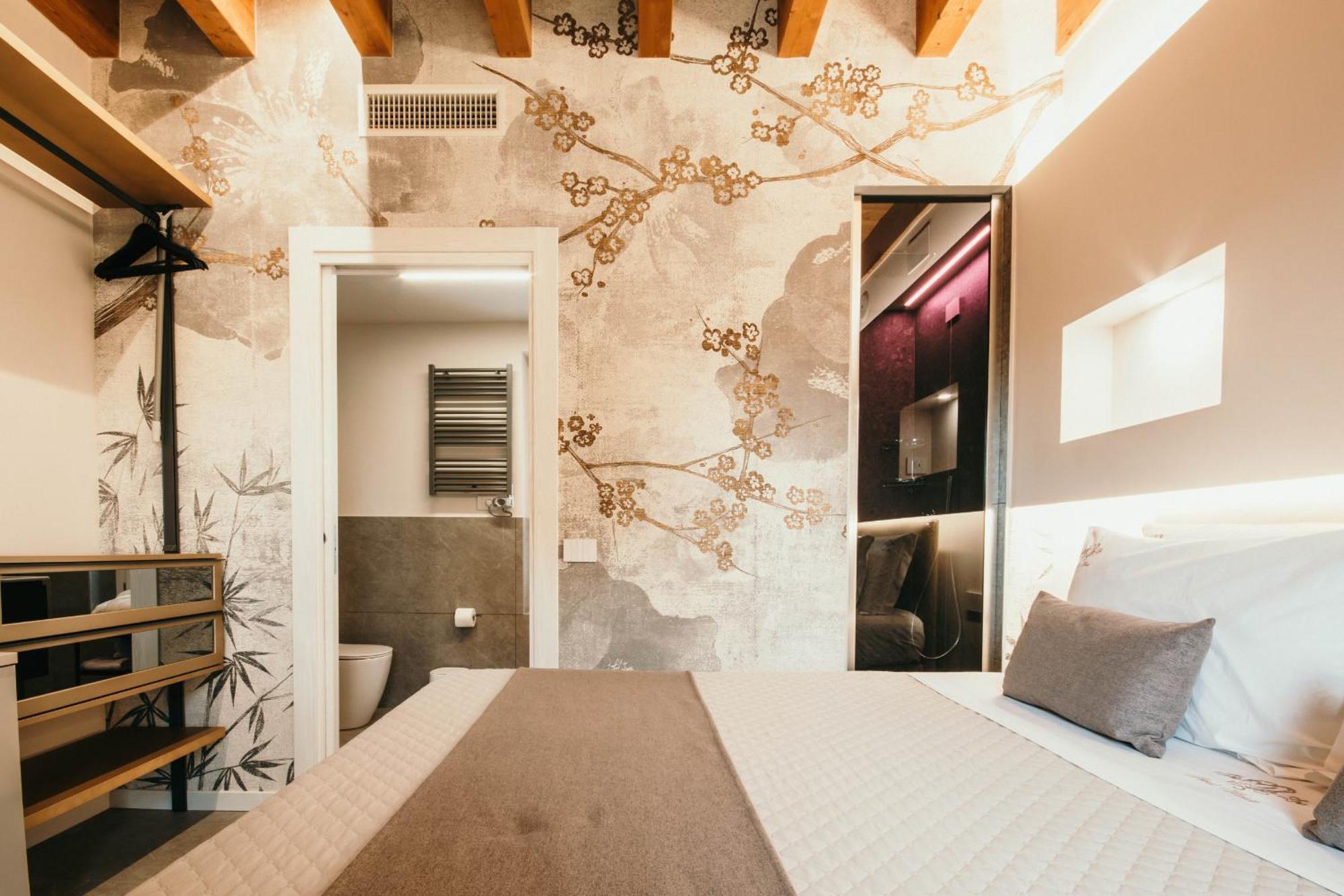 Gio Leo Guest House Lesa Dış mekan fotoğraf