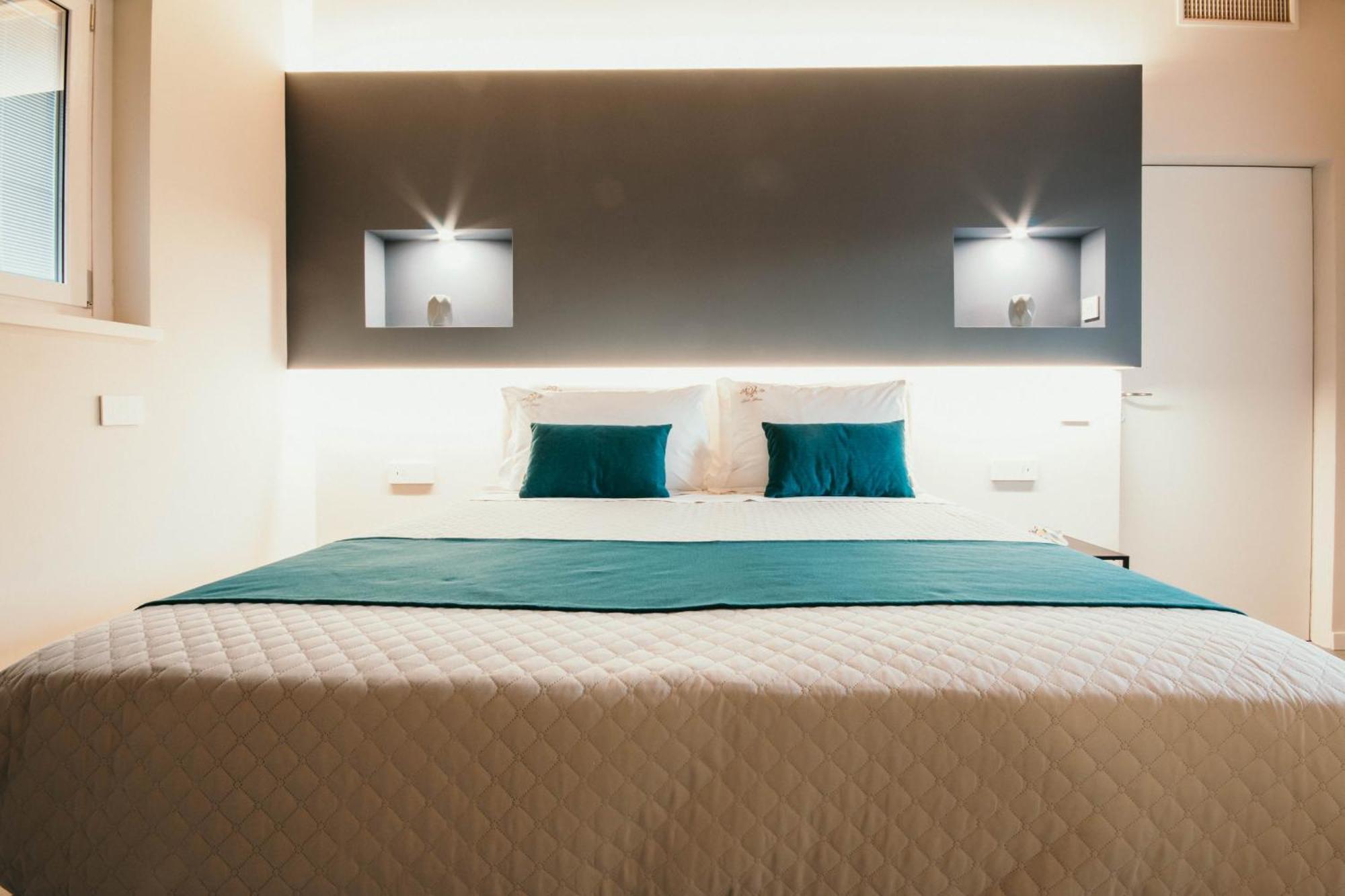 Gio Leo Guest House Lesa Dış mekan fotoğraf